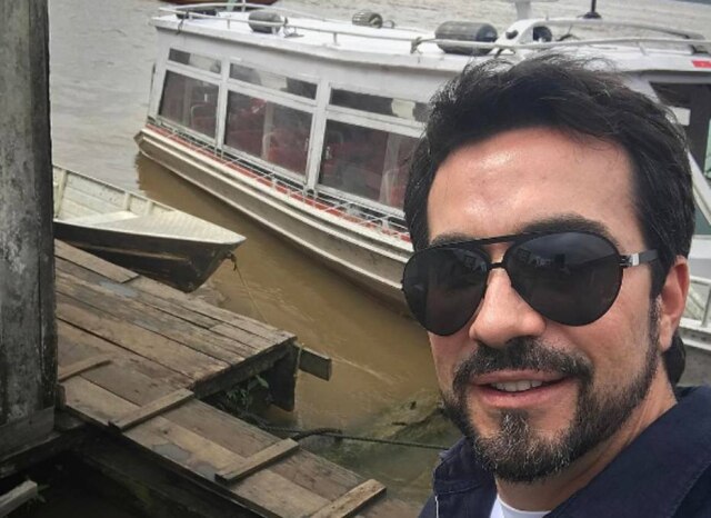 https://www.instagram.com/pefabiodemelo/ Fãs gostaram muito da brincadeira do padre