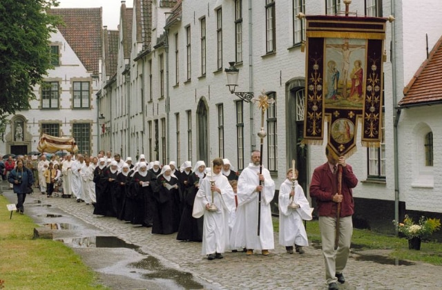 © Stad Brugge Cel Fotografie - Jan Termont & Dirk Van der Borght Berço. Feriado de tradição belga não tem mais tanto apelo, mas ainda é celebrado em alguns lugares