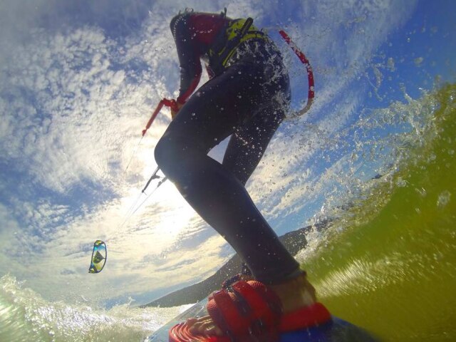 Divulgação/Ventuus Na Lagoa da Conceição, a Ventuus oferece cursos de kitesurfe