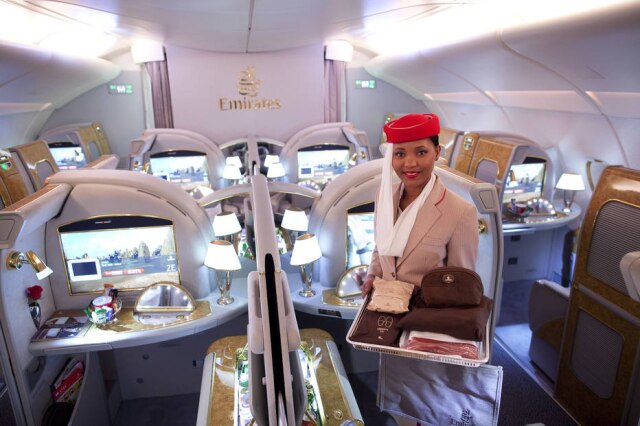 Michael Nagle/NYT Emirates foi eleita a melhor companhia aérea do mundo no rankink Skytrax 2016. Há outras seis empresas asiáticas entre as melhores