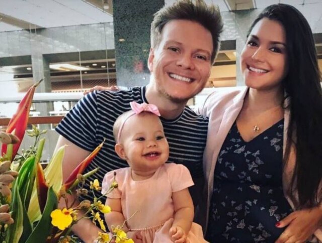 Instagram/@micheltelo Pais de Melinda, Michel Teló e Thaís Fersoza esperam mais um bebê