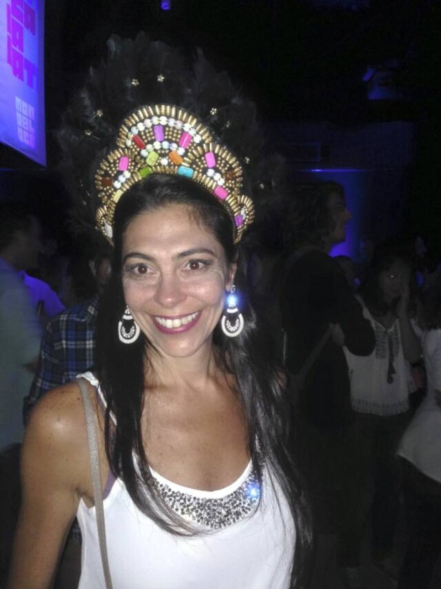 Reprodução/Facebook Mariana Sbarro, dona da Sbarro Acessórios ""Eu sou advogada, mas a loja vem dando tão certo que virou minha principal fonte de renda".