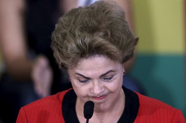 O mais provável é que Dilma se manifeste por meio das redes sociais