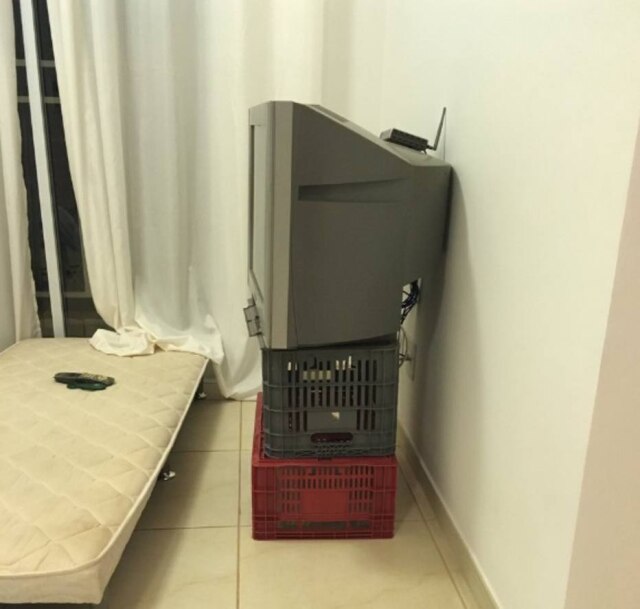twitter/@majuficher O brasileiro mostra que existem muitas alternativas a um rack.