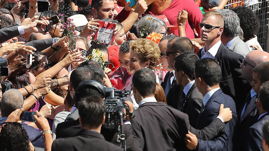 Dida Sampaio/Estadão - Dilma discursou do lado de fora do Palácio do Planalto
