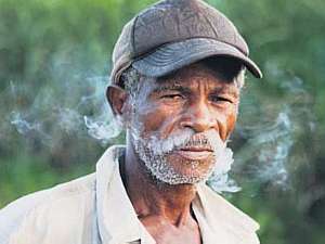 Cuba distribui terra, mas precariedade agrava falta de comida
