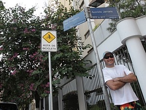 Eleitor do PSDB, aprova ideologia do partido e das propostas dos deputados jovens - Paulo Liebert/AE Eleitor do PSDB, aprova ideologia do partido e das propostas dos deputados jovens - Paulo Liebert/AE