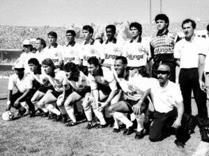Neto comanda o primeiro caneco - Fábio M. Salles/AE Neto comanda o primeiro caneco - Fábio M. Salles/AE
