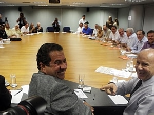 Governo manter&aacute; acerto feito com centrais para determinar valor, diz ministro - Andre Lessa/AE