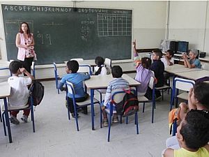 MATERIAL ESCOLAR N&Atilde;O &Eacute; DEDUT&Iacute;VEL