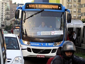 Linha 6913: as 5 horas de Zelita