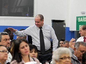 Missionários buscam votos para lutar por interesses das igrejas