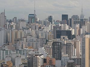 O QUE OS CANDIDATOS DE SP VÃO FAZER