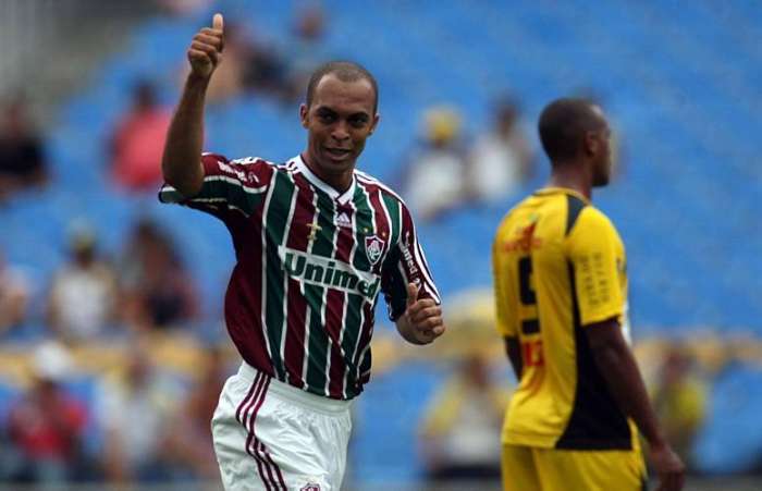 Leandro Euzébio do Fluminense é indicado por Mano Menezes no Flamengo