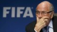 Blatter se irrita com interferência de governos
