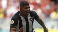 Golaço de Erison dá vitória ao Botafogo no clássico e turbulência aumenta no Flamengo