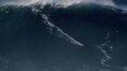 Alemão surfa onda de 26,21 metros em Nazaré, supera brasileiro e entra para o Guinness