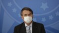 Em mudança de postura, Bolsonaro usa máscara e defende vacinas em evento no Planalto