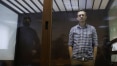 Rússia chama de 'inaceitáveis' sanções por caso Navalni e adverte EUA a 'não brincar com fogo'