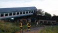 Trem atinge caminhão e deixa dois mortos na Itália
