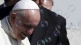 Papa Francisco apoia autora de livro infantil com famílias gays banido em Veneza