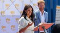 Príncipe Harry e Meghan distribuem refeições em Los Angeles