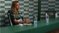 Há menos de um mês na presidência do Palmeiras, Leila Pereira enfrenta críticas de torcedores