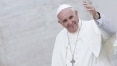 Vaticano suspende jornalista que vazou encíclica