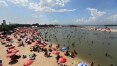 Praia artificial na zona norte do Rio vive crise
