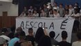 Estudantes anunciam a 1ª desocupação de escola ocupada no Rio