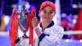 Barty derruba invencibilidade de Svitolina e ganha WTA Finals pela primeira vez
