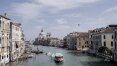Inundada de turistas, Veneza vai rastrear trajetos dos visitantes na ilha para conter covid
