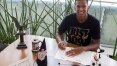 Corinthians oficializa Jô e confirma acordo com atacante até dezembro de 2019