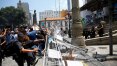 Servidores protestam diante da Alerj contra pacote anticrise de Pezão