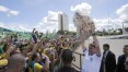 Após Bolsonaro participar de ato, Ministério da Saúde se opõe a aglomerações; Mandetta vê 'equívoco'
