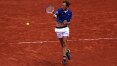 Medvedev avança sem sustos às oitavas em Roland Garros; Swiatek segue invicta