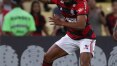 Flamengo supera a Chapecoense no Maracanã e reage no Brasileirão