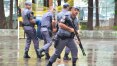 PM retira à força estudantes que ocupavam escola em São José