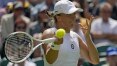 Iga Swiatek bate recorde de vitórias de Venus Williams com boa estreia em Wimbledon