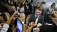 Bolsonaro fala em cortar 30% dos cargos em bancos federais