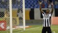 Botafogo bate o Resende e é líder