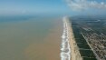 Mais três praias do ES são interditadas por lama da barragem