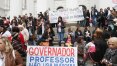 Professores mantêm greve após reunião de 4h com governo do PR