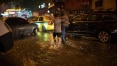 Chuvas levam caos ao Rio; prefeito culpa problemas históricos e falta de investimento federal