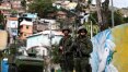 Suspeito é morto em troca de tiros com militares em favela de Copacabana