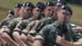 Decreto de Bolsonaro inclui avião para Exército; brigadeiros criticam