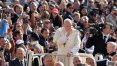 Papa agradece os bombeiros que salvaram a catedral de Notre-Dame