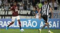 Após revés do Botafogo, Carli critica Jorge Jesus: 'Faltou com o respeito'