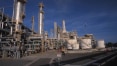 Petrobrás fecha venda de refinaria na Bahia para fundo árabe por US$ 1,65 bi