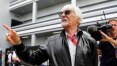 Bernie Ecclestone se encontra com pai de Hamilton e acredita que o piloto vai se aposentar em 2022